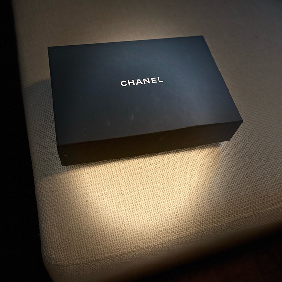 Chanel wallet on chain in black caviar leather with silver hardware - Picture 3 of 8